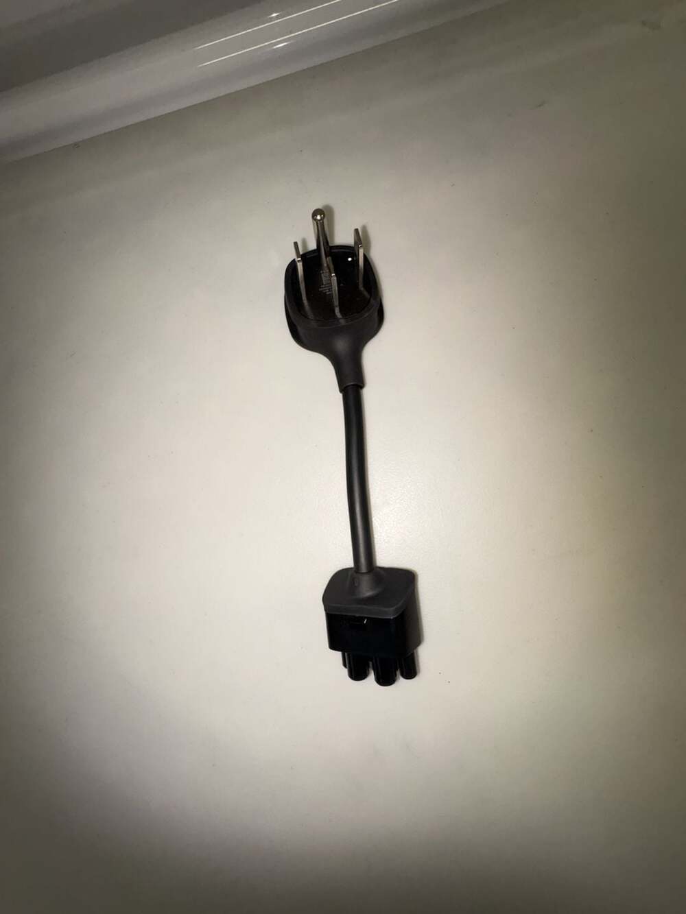 Tesla Gen 2 NEMA 14-50 Mobile Connector Smart Adapter